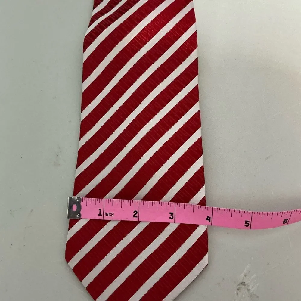 New Galo Cossinni Silk Red and White Mens Neck Tie NWT